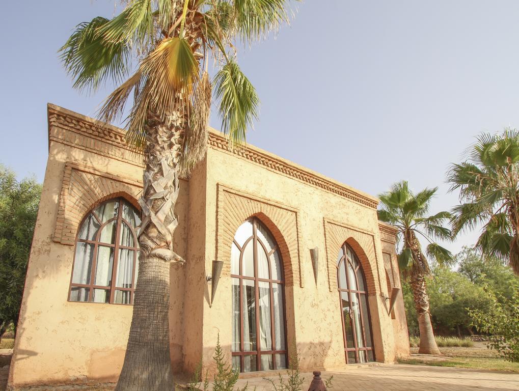 Hotel Le Cazar El Ain Esterno foto
